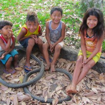 Kids of the indigenous group Pataxo at the entrance of the National Park Monte Pascoal